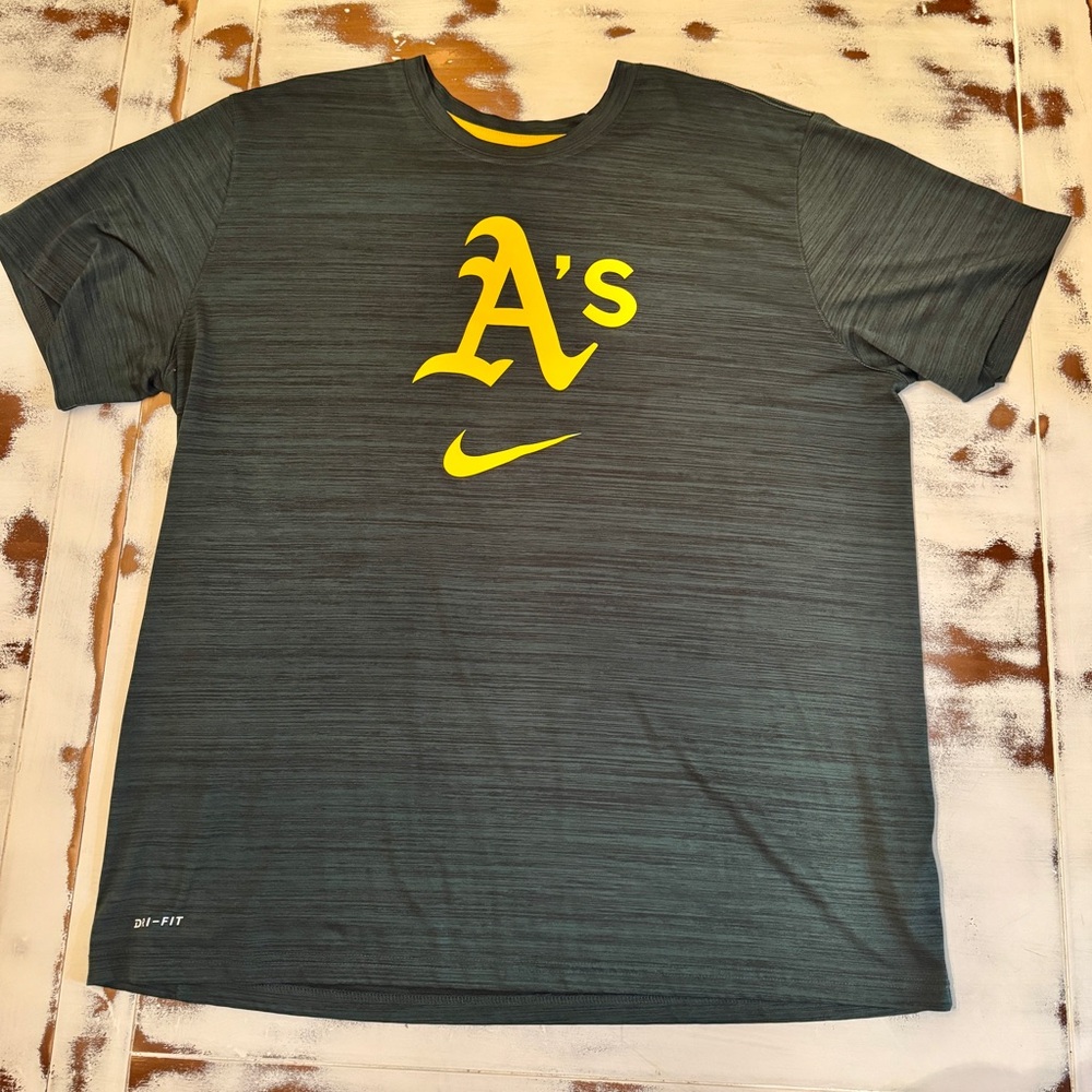 Nike Oakland Athletics Dri-Fit warm up workout shirt